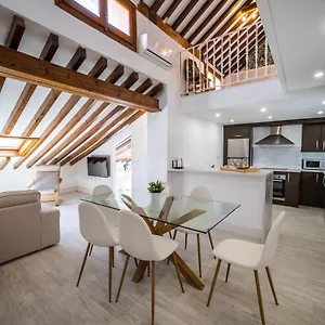 https://vacaciones-centro-mlaga.1costadelsol.com
